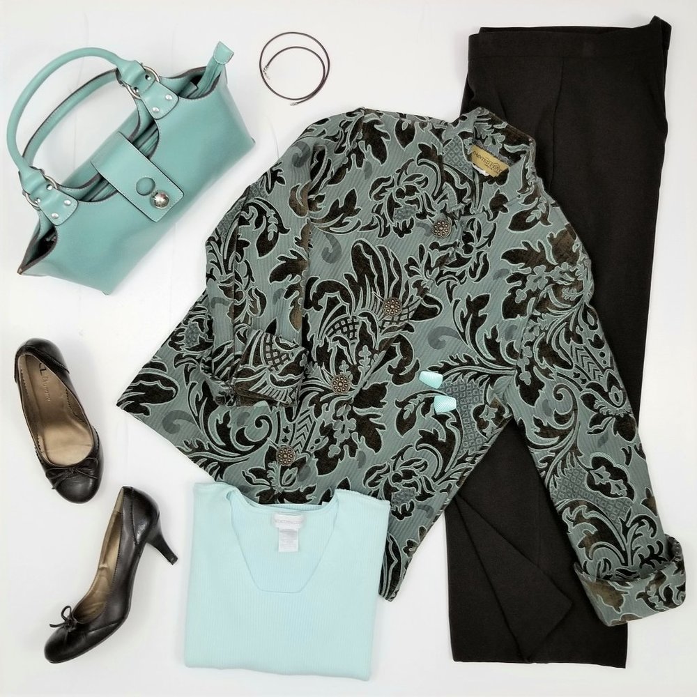 FIND THESE BEAUTIES & SO MUCH MORE IN MY CLOSET!